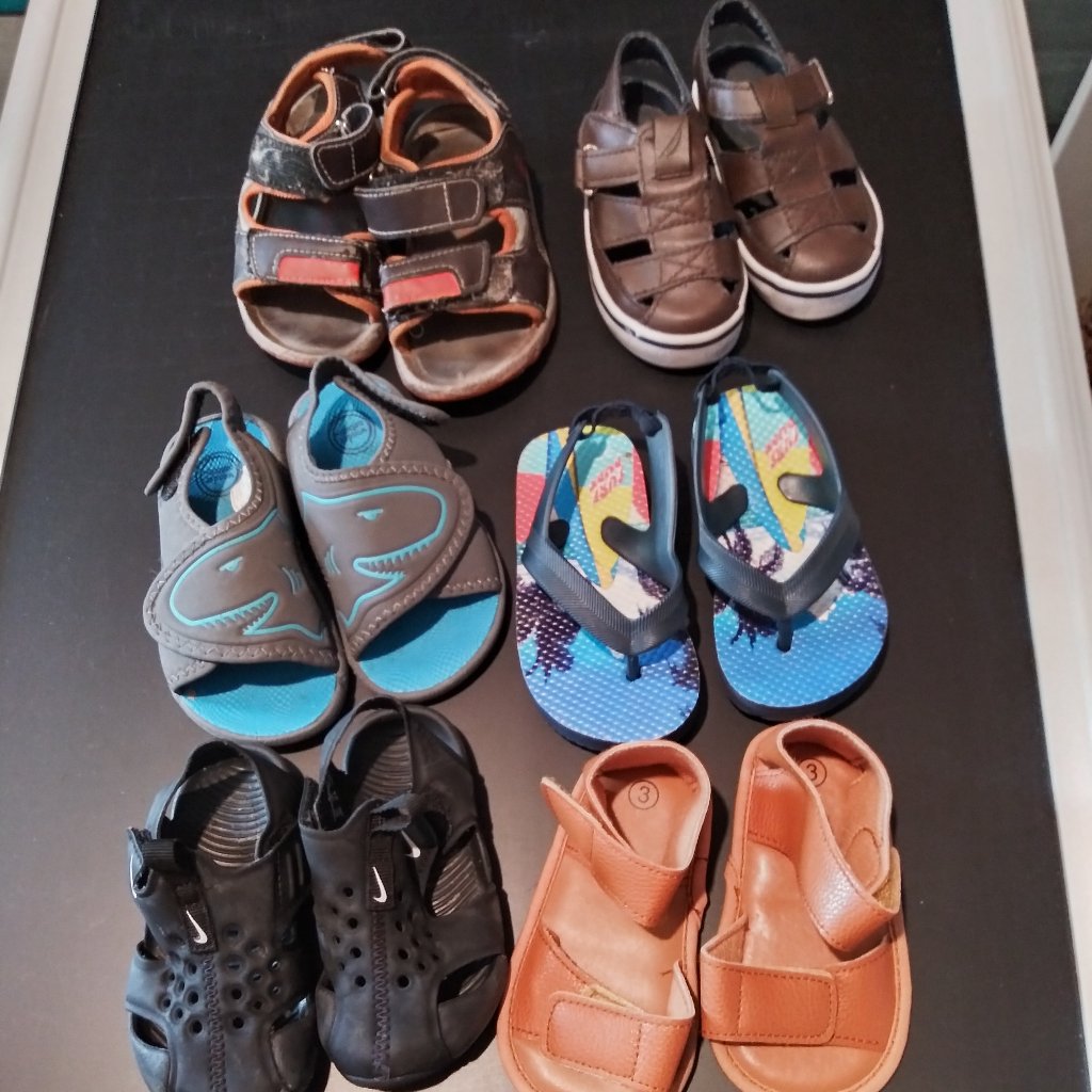 6 Pair Of Toddler Sandals